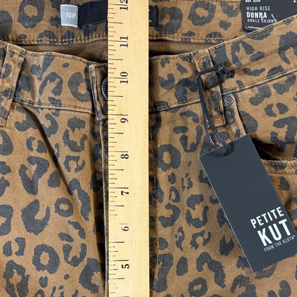 Kut from the Kloth Donna High Rise Ankle Skinny Leopard Print Open Hem 10P NWT - Picture 6 of 12